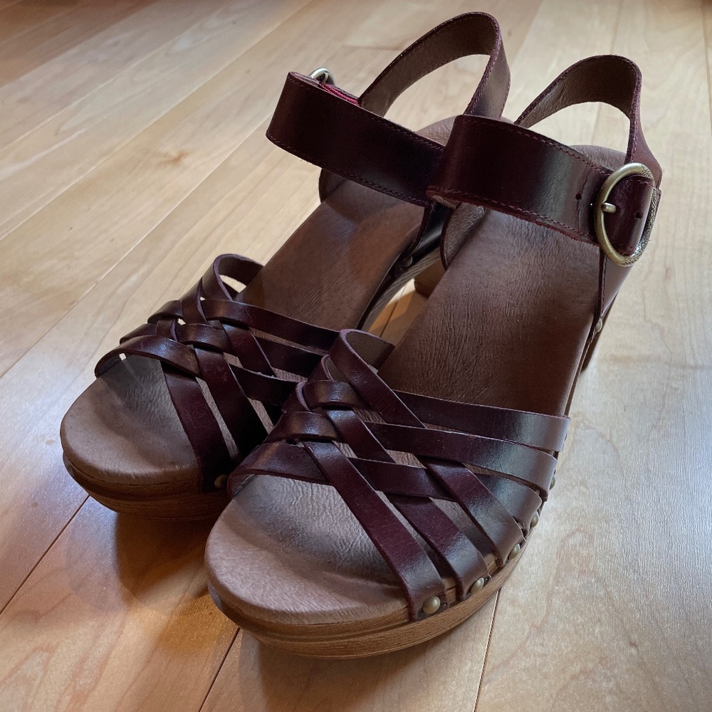Dansko Womens Dawson Ruby Vintage Sandal - 37 (US Women's 6.5-7) Regular